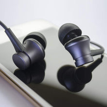Cargar imagen en el visor de la galería, Auriculares con Micrófono Xiaomi Mi Basic, In-Ear, Wired, Conector 3.5mm, Negro
