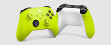 Cargar imagen en el visor de la galería, Microsoft Xbox Series X/Series S Controller QAU-00021 Electric Volt